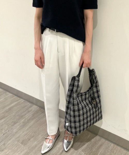 Mila Owen（ミラオーウェン）の「チャーム付きショッパートート