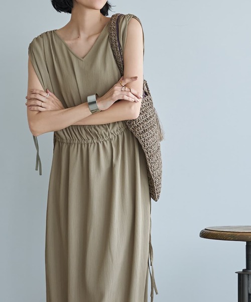 STYLE DELI(スタイルデリ)の「楊柳ドロストギャザーワンピース(ワンピース・レディース・ホワイト系その他/オリーブ・SMALL/MEDIUM)」の8枚目の写真