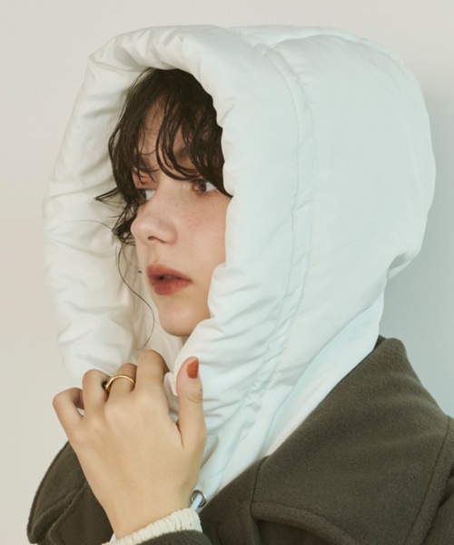 Unitage（ユニテージ）の「【入荷禁止】中綿フードウォーマー（ネックウォーマー/スヌード・レディース・ホワイト/ブラック・FREE）」の12枚目の写真