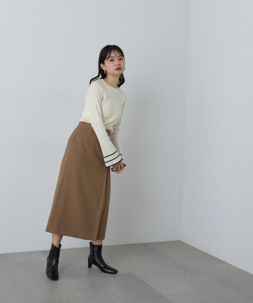 N.（N. Natural Beauty Basic）（エヌエヌナチュラルビューティーベーシック）の「◆バイカラーラインフレアスリーブニット（ニット/セーター・レディース・オフホワイト/グレー/グリーン・MEDIUM）」の4枚目の写真