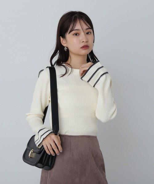 N.（N. Natural Beauty Basic）（エヌエヌナチュラルビューティーベーシック）の「◆バイカラーラインフレアスリーブニット（ニット/セーター・レディース・オフホワイト/グレー/グリーン・MEDIUM）」の6枚目の写真