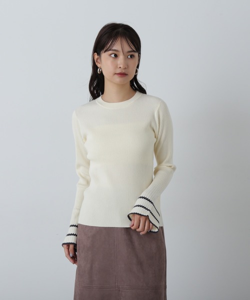 N.（N. Natural Beauty Basic）（エヌエヌナチュラルビューティーベーシック）の「◆バイカラーラインフレアスリーブニット（ニット/セーター・レディース・オフホワイト/グレー/グリーン・MEDIUM）」の13枚目の写真