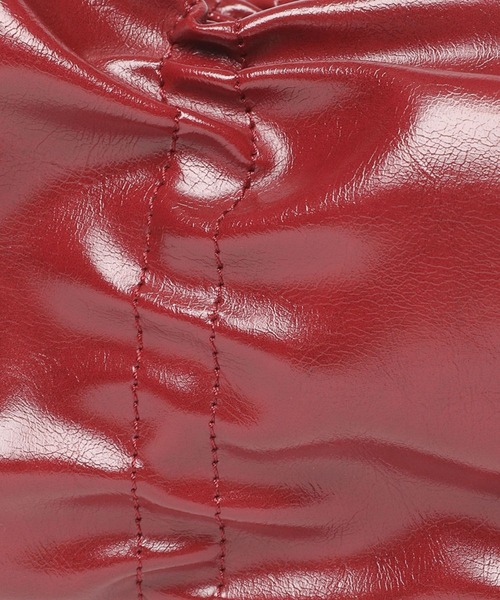 FOREVER 21（フォーエバー トゥエンティーワン）の「【2024FW】ポーチ付きギャザーバッグ（ショルダーバッグ・レディース・ブラック/ブラウン/レッド・FREE）」の20枚目の写真