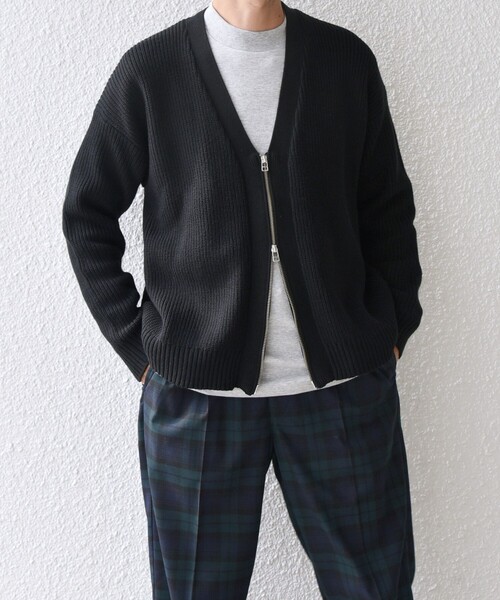 SHIPS any（シップス エニィ）の「SHIPS any:〈手洗い可能〉畦編み ドライバーズ Vネック ショート ジップ カーディガン◇（カーディガン/ボレロ・メンズ・ブラック/ブラウン/ダークグレー/ベージュ・MEDIUM/LARGE）」の14枚目の写真