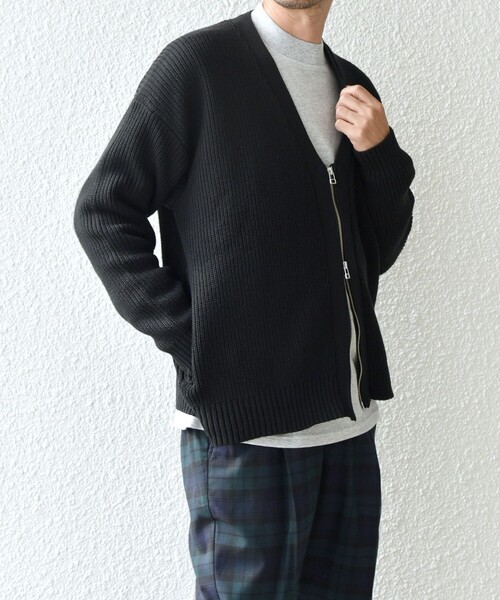 SHIPS any（シップス エニィ）の「SHIPS any:〈手洗い可能〉畦編み ドライバーズ Vネック ショート ジップ カーディガン◇（カーディガン/ボレロ・メンズ・ブラック/ブラウン/ダークグレー/ベージュ・MEDIUM/LARGE）」の15枚目の写真