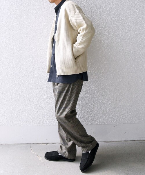 SHIPS any（シップス エニィ）の「SHIPS any:〈手洗い可能〉畦編み ドライバーズ Vネック ショート ジップ カーディガン◇（カーディガン/ボレロ・メンズ・ブラック/ブラウン/ダークグレー/ベージュ・MEDIUM/LARGE）」の18枚目の写真