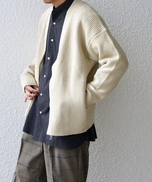 SHIPS any（シップス エニィ）の「SHIPS any:〈手洗い可能〉畦編み ドライバーズ Vネック ショート ジップ カーディガン◇（カーディガン/ボレロ・メンズ・ブラック/ブラウン/ダークグレー/ベージュ・MEDIUM/LARGE）」の20枚目の写真