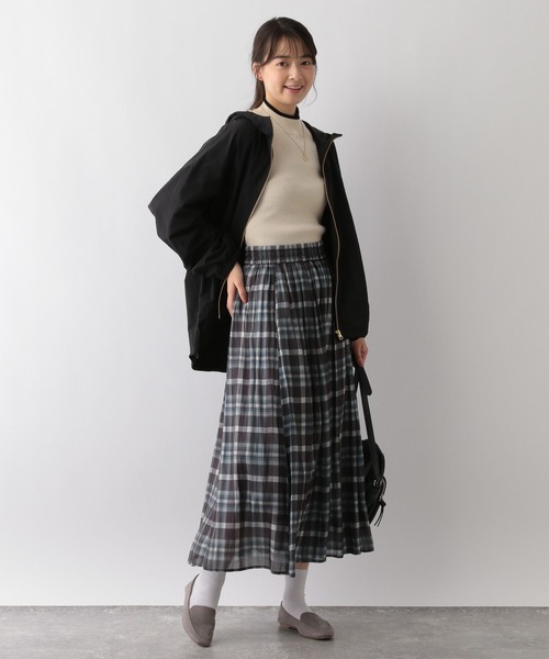 GLOBAL WORK Smile Seed Store（グローバルワーク スマイルシードストア）の「なめらかリブハイネック/116035（ニット/セーター・レディース・ブラック系その他/杢グレー/ブラック/ホワイト×ブラック/ホワイト系その他6/アイボリー/モカ/ブルー系その他6・LARGE/MEDIUM/X-LARGE/SMALL）」の9枚目の写真