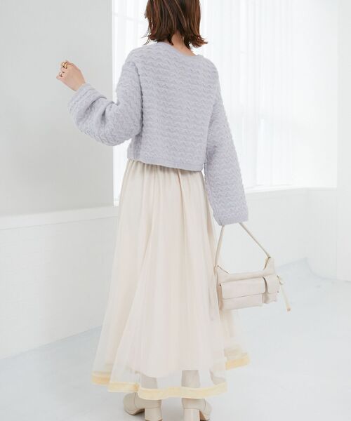 MAJESTIC LEGON（マジェスティックレゴン）の「フロントリボンショートカーディガン（カーディガン/ボレロ・レディース・ライトグレー/チャコールグレー/アイボリー/ライトピンク・MEDIUM）」の21枚目の写真