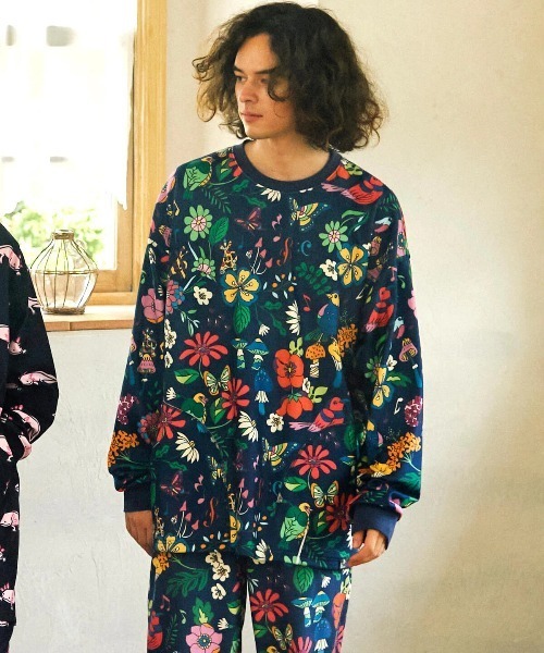 go slow caravan（ゴースローキャラバン）の「寝るまで気持ちいい総柄スムースプルオーバー（スウェット・メンズ・ネイビー/ブラック・MEDIUM/SMALL/LARGE/X-LARGE）」の6枚目の写真