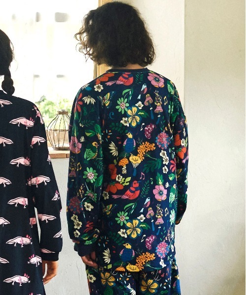 go slow caravan（ゴースローキャラバン）の「寝るまで気持ちいい総柄スムースプルオーバー（スウェット・メンズ・ネイビー/ブラック・MEDIUM/SMALL/LARGE/X-LARGE）」の7枚目の写真