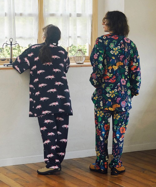 go slow caravan（ゴースローキャラバン）の「寝るまで気持ちいい総柄スムースプルオーバー（スウェット・メンズ・ネイビー/ブラック・MEDIUM/SMALL/LARGE/X-LARGE）」の14枚目の写真