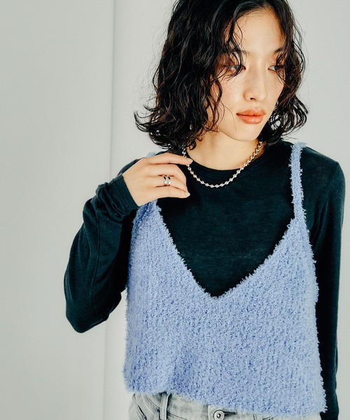 LEPSIM(レプシィム)の「テンセル混長袖クルーロンT 140532(Tシャツ/カットソー・レディース・オフホワイト/ブラック/オレンジ/パープル/ピンク/レッド/ライトブルー/ホワイト・FREE)」の4枚目の写真