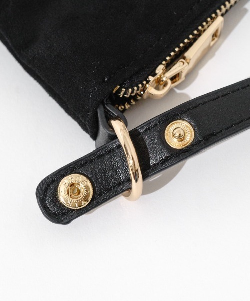 flower(フラワー)の「スエードライクショルダーバッグ(ショルダーバッグ・レディース・ブラック・FREE)」の6枚目の写真