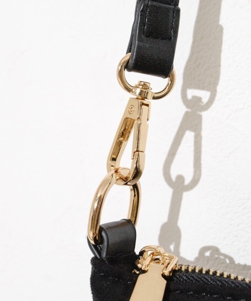 flower(フラワー)の「スエードライクショルダーバッグ(ショルダーバッグ・レディース・ブラック・FREE)」の13枚目の写真