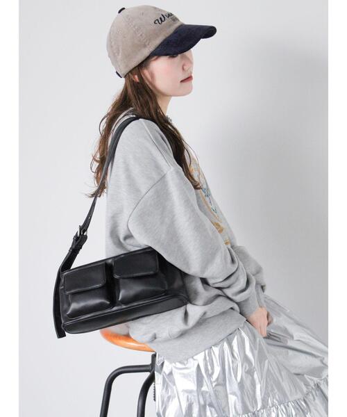 ehka sopo（エヘカソポ）の「ダブルポケットバッグ（ハンドバッグ・レディース・ベージュ/ブラック/シルバー・F）」の6枚目の写真