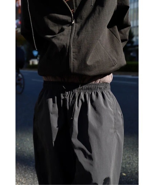LOCALINA hopping nylon pants ブラウン 20%OFF》LOCALINA / Re:hopping nylon pants - sand - 乱痴気