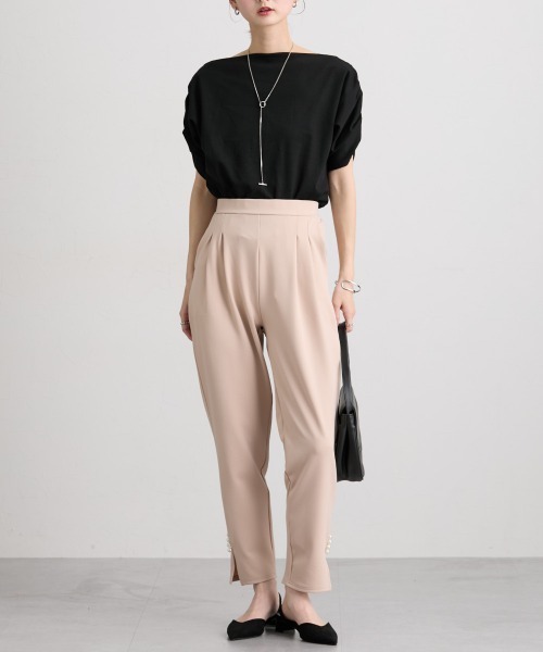 nissen（ニッセン）の「裾パール調ボタン付テーパードパンツ（スラックス・レディース・ベージュ/ブラック・L/M）」の7枚目の写真