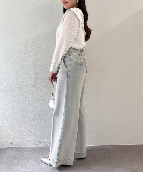 La boutique BonBon（ラブティックボンボン）の「【美脚見え】バックレースアップデニムワイドパンツ（デニムパンツ・レディース・サックスブルー/ブルー・38/36）」の7枚目の写真