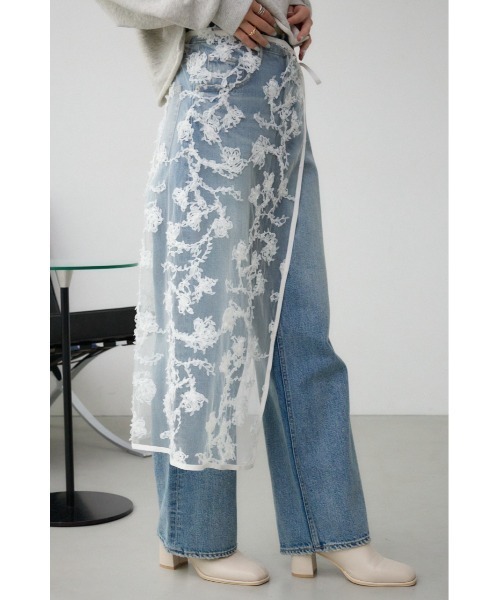 AZUL by moussy（アズールバイマウジー）の「シアーレーススカート（スカート・レディース・アイボリー/ブラック・FREE）」の18枚目の写真