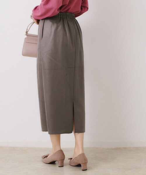 couture brooch（クチュールブローチ）の「【体のラインを拾いにくい・お仕事にも】マシュマロスエード調タイト（スカート・レディース・ライトブルー/チャコールグレー/ベビーピンク・38/40/36/42）」の16枚目の写真