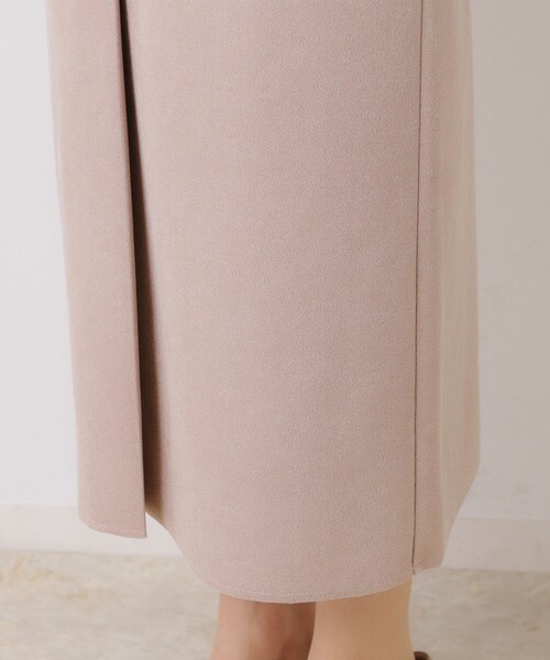 couture brooch（クチュールブローチ）の「【体のラインを拾いにくい・お仕事にも】マシュマロスエード調タイト（スカート・レディース・ライトブルー/チャコールグレー/ベビーピンク・38/40/36/42）」の10枚目の写真
