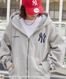 MLB（メジャーリーグベースボール）の「MLB/メジャーリーグベースボール 別注ワッペン刺繍ピグメント加工ビッグシルエット裏起毛ダブルジップパーカー【セットアップ対応】（パーカー）」