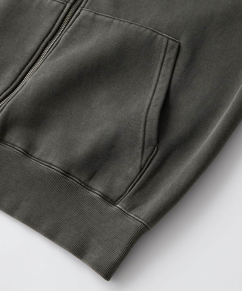 MONO-MART(モノマート)の「MLB/メジャーリーグベースボール 別注ワッペン刺繍ピグメント加工ビッグシルエット裏起毛ダブルジップパーカー【セットアップ対応】(パーカー・レディース・ブラック/ブラウン/ブラック系/ワイン/ネイビー/ライトグレー・S/M/L)」の7枚目の写真