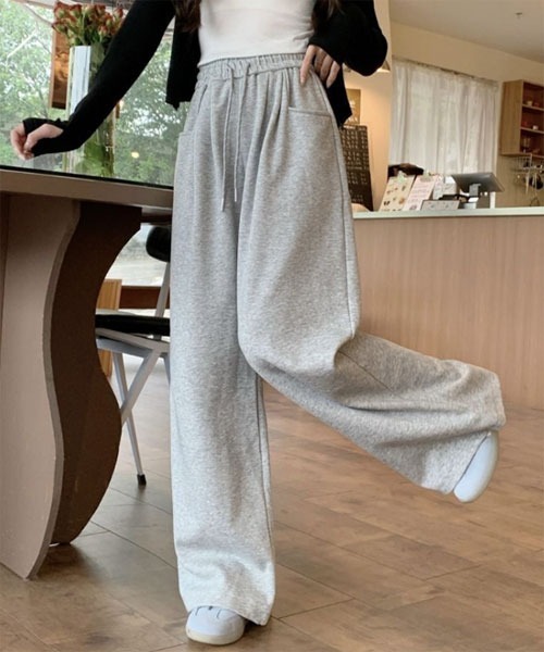 urge:(アージコロン )の「【URGE:】スウェット ワイド パンツ(スウェットパンツ・レディース・ブラック/グレー/ネイビー/オフホワイト・SMALL/X-LARGE/LARGE/MEDIUM)」の6枚目の写真