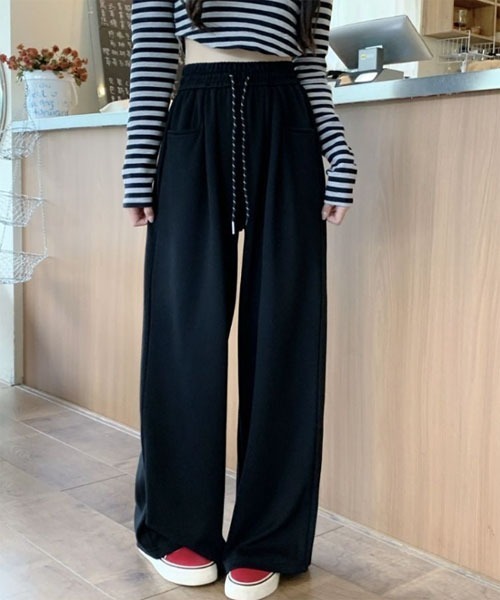 urge:(アージコロン )の「【URGE:】スウェット ワイド パンツ(スウェットパンツ・レディース・ブラック/グレー/ネイビー/オフホワイト・SMALL/X-LARGE/LARGE/MEDIUM)」の8枚目の写真