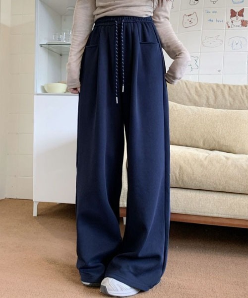 urge:(アージコロン )の「【URGE:】スウェット ワイド パンツ(スウェットパンツ・レディース・ブラック/グレー/ネイビー/オフホワイト・SMALL/X-LARGE/LARGE/MEDIUM)」の10枚目の写真