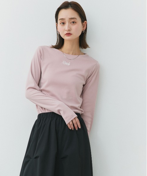 ad thie(アドティエ)の「ロゴ刺繍 スムース ロングTシャツ(Tシャツ/カットソー・レディース・ピンク/アイボリー/ブラック・FREE)」の19枚目の写真