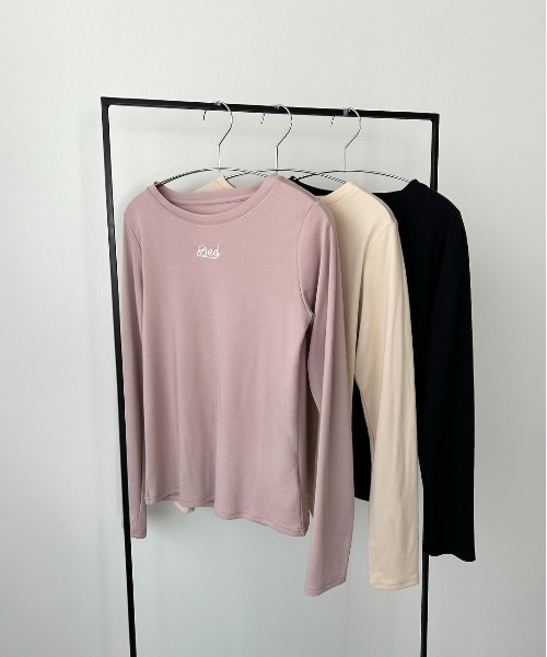 ad thie(アドティエ)の「ロゴ刺繍 スムース ロングTシャツ(Tシャツ/カットソー・レディース・ピンク/アイボリー/ブラック・FREE)」の18枚目の写真