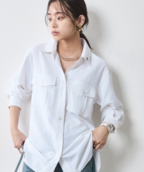 CHIC STYLE(シックスタイル)の「レーヨン麻アウトポケットシャツ<大きいサイズ有>シックスタイル(シャツ/ブラウス・レディース・オフホワイト/チャコール・5L/4L/3L/LL/L/M)」の2枚目の写真