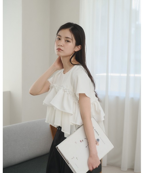 moi tytto（モイテュット）の「レース切替Tシャツ（Tシャツ/カットソー・レディース・ナチュラル/ブラック/カーキ/ブラウン/グレー・FREE）」の9枚目の写真
