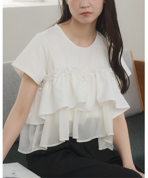 moi tytto（モイテュット）の「レース切替Tシャツ（Tシャツ/カットソー・レディース・ナチュラル/ブラック/カーキ/ブラウン/グレー・FREE）」の6枚目の写真