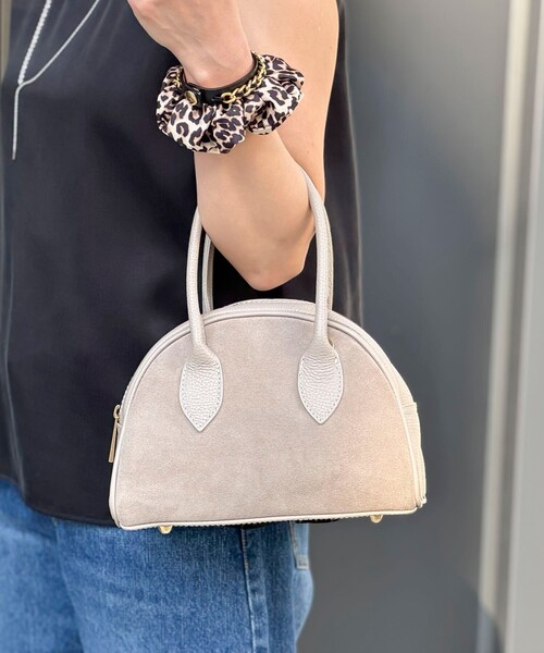 NOLLEY’S（ノーリーズ）の「ラウンドボストンバッグ（ボストンバッグ・レディース・ブラック/ベージュ・FREE）」の4枚目の写真