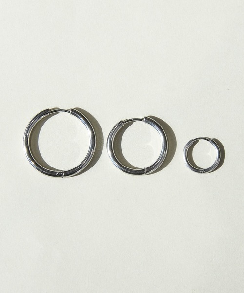 Zoule(ゾーラ)の「Zoule ゾーラ:ステンレスシリーズ stainless P-54 ステンレス フープ大 ピアス(ピアス(両耳用)・レディース・ゴールド/シルバー・FREE)」の7枚目の写真