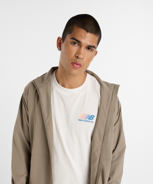 NEW BALANCE（ニューバランス）の「Athletics Multi Color Logo ショートスリーブTシャツ（Tシャツ/カットソー・メンズ・ブラック/オフホワイト/パープル・XX-LARGE/X-LARGE/LARGE/MEDIUM/SMALL）」の11枚目の写真