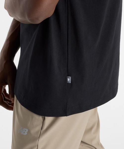 NEW BALANCE（ニューバランス）の「Athletics Multi Color Logo ショートスリーブTシャツ（Tシャツ/カットソー・メンズ・ブラック/オフホワイト/パープル・XX-LARGE/X-LARGE/LARGE/MEDIUM/SMALL）」の16枚目の写真