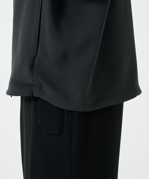 STUDIOUS（ステュディオス）の「ESSENTIAL STAND BLOUSON（ブルゾン・メンズ・ブラック/ダークグレー・1/2）」の11枚目の写真