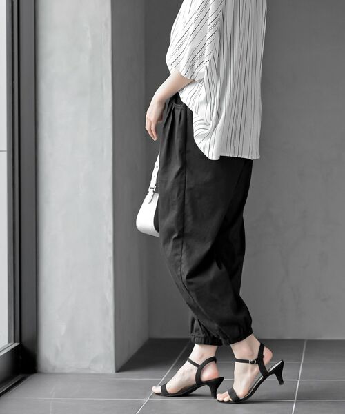 rps(アールピーエス)の「ポケットタックジョガーパンツ(その他パンツ・レディース・オフホワイト/ネイビー/ブラック/グレー・フリー)」の18枚目の写真