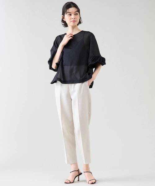 Tiara（ティアラ）の「ベルテッドハイウエストテーパードパンツ（セットアップ可）（スラックス・レディース・ベージュ/マスタード/ネイビー・2/3）」の5枚目の写真