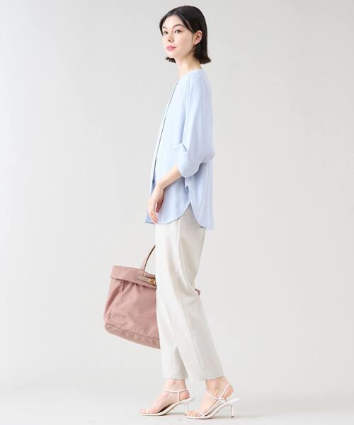 Tiara（ティアラ）の「ベルテッドハイウエストテーパードパンツ（セットアップ可）（スラックス・レディース・ベージュ/マスタード/ネイビー・2/3）」の11枚目の写真