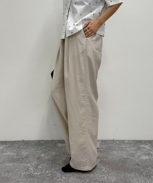 fredy emue（フレディエミュ）の「ドライタンブラーイージースラックスパンツ（スラックス・レディース・ベージュ/イエロー/ブラック・38/36/39）」の7枚目の写真