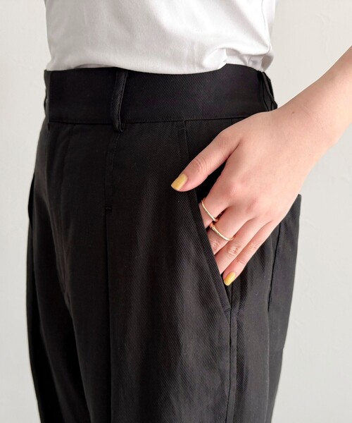 fredy emue（フレディエミュ）の「ドライタンブラーイージースラックスパンツ（スラックス・レディース・ベージュ/イエロー/ブラック・38/36/39）」の22枚目の写真