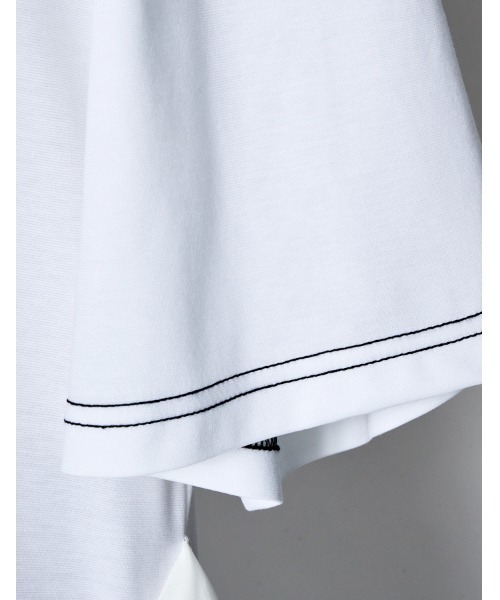 RUMCHE（ラムシェ）の「Moon Ruffle Cutsew Tops / ムーンラッフルカットソートップス（Tシャツ/カットソー・レディース・ホワイト/ブラック・FREE）」の12枚目の写真