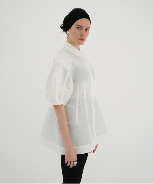 CLANE(クラネ)の「WAIST SHAPE PUFF SLEEVE TOPS(シャツ/ブラウス・レディース・アイボリー・1)」の4枚目の写真
