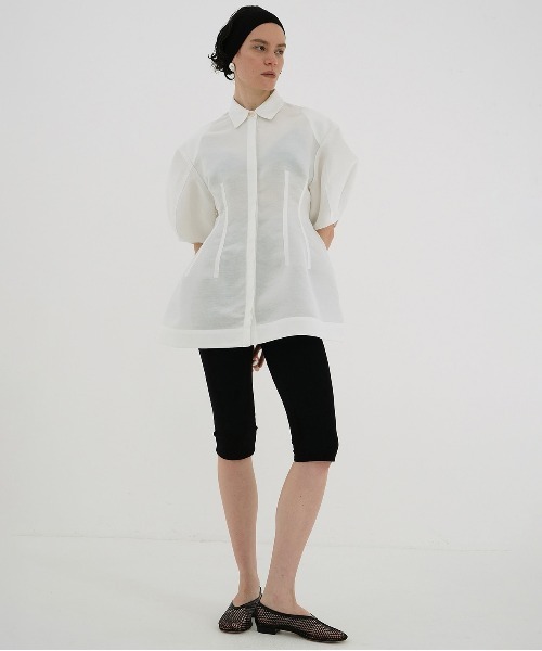 CLANE(クラネ)の「WAIST SHAPE PUFF SLEEVE TOPS(シャツ/ブラウス・レディース・アイボリー・1)」の11枚目の写真
