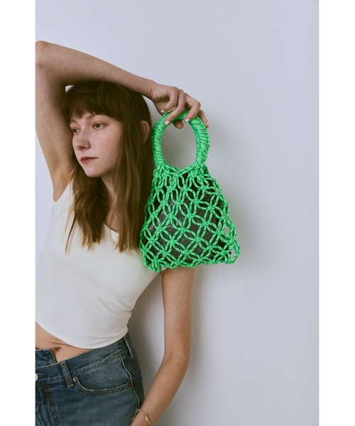 un/neu（アンノイ）の「ドローコードメッシュミニバッグ / 巾着付き（ハンドバッグ・レディース・ブラック/キャメル/グリーン・FREE）」の10枚目の写真